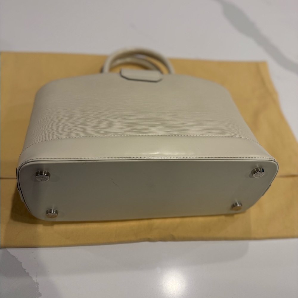 *Authentic* Louis Vuitton Mirabeau PM Epi Yvoire Hand Bag - Picture 5 of 11